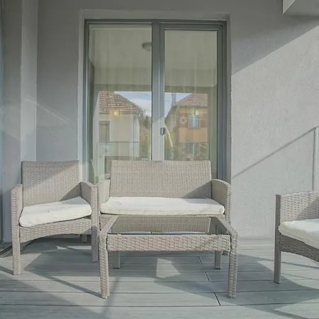 Апартаменти Apartament Ultracentral Silvana Dealul Morii *