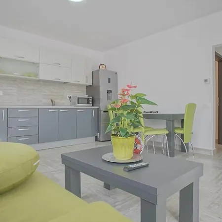 Apartament Ultracentral Silvana Dealul Morii Апартаменти