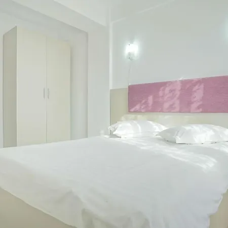 Apartament Ultracentral Silvana Dealul Morii * Брашов