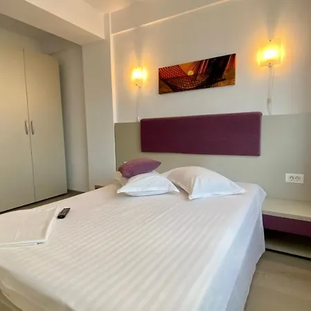 Апартаменти Apartament Ultracentral Silvana Dealul Morii *