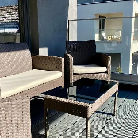 Апартаменти Apartament Ultracentral Silvana Dealul Morii *