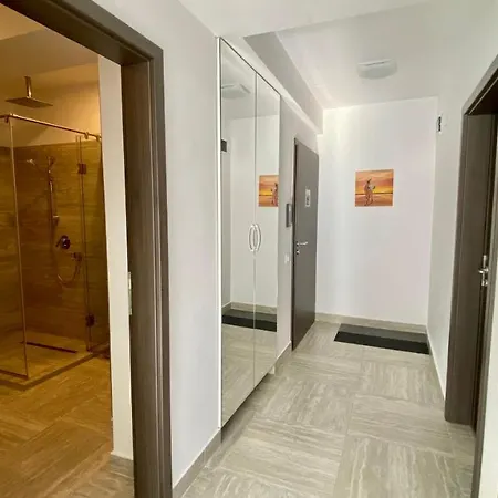 Apartament Ultracentral Silvana Dealul Morii Брашов
